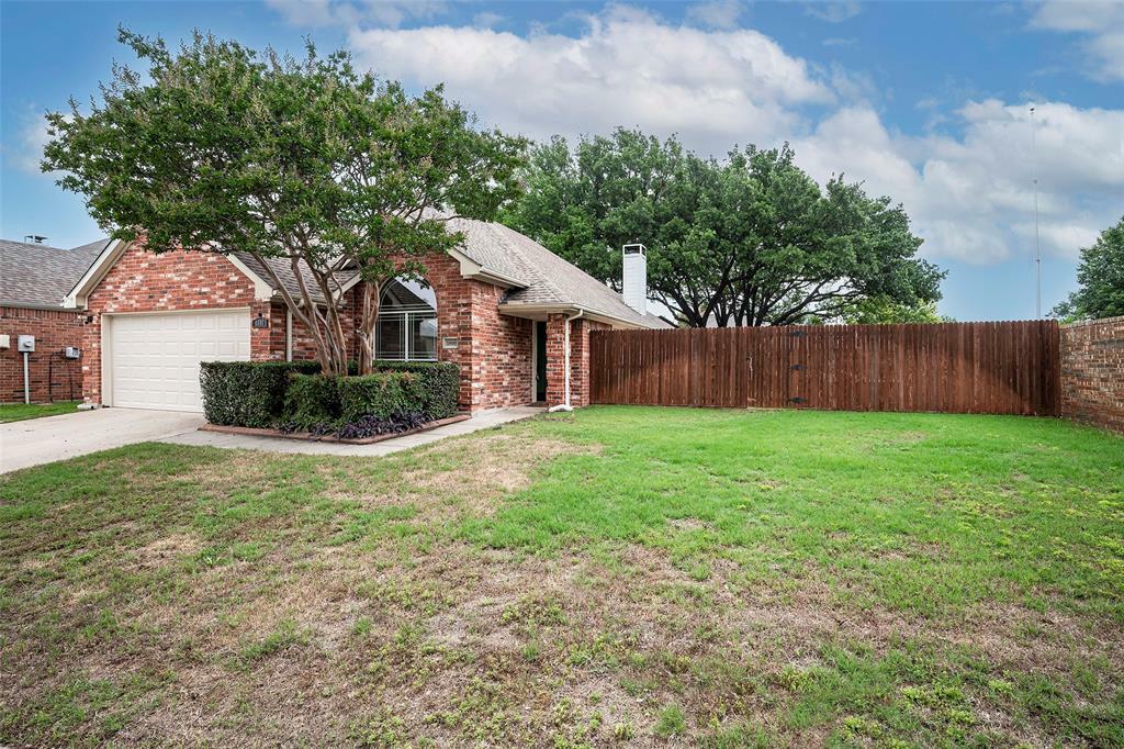 Property Photo:  1800 Bachman Court  TX 75075 