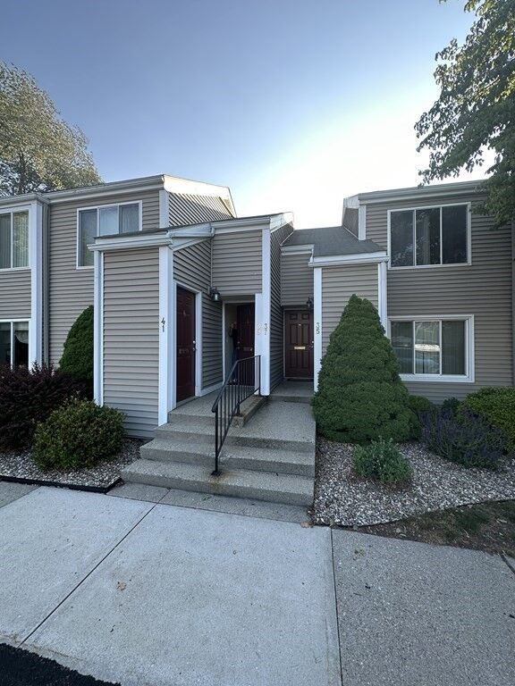 Property Photo: 39 Nassau Dr 39 MA 01129