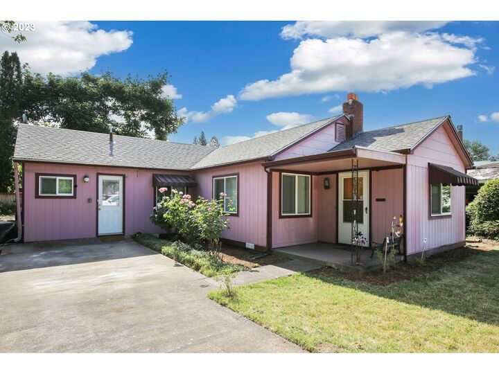 342 Kalmia St  Junction City OR 97448 photo