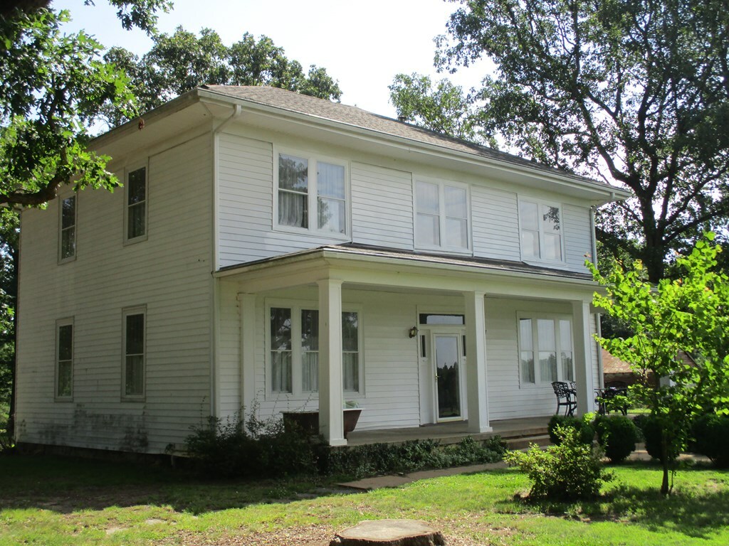 Property Photo:  626 Elam Road  VA 23958 