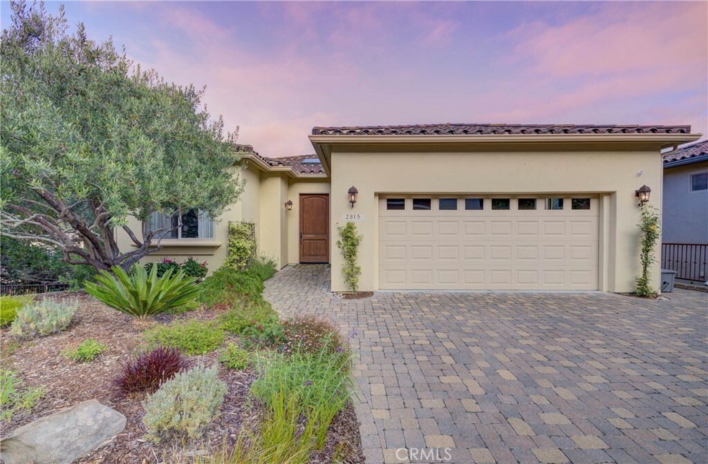 Property Photo:  2815 Loganberry Lane  CA 93424 