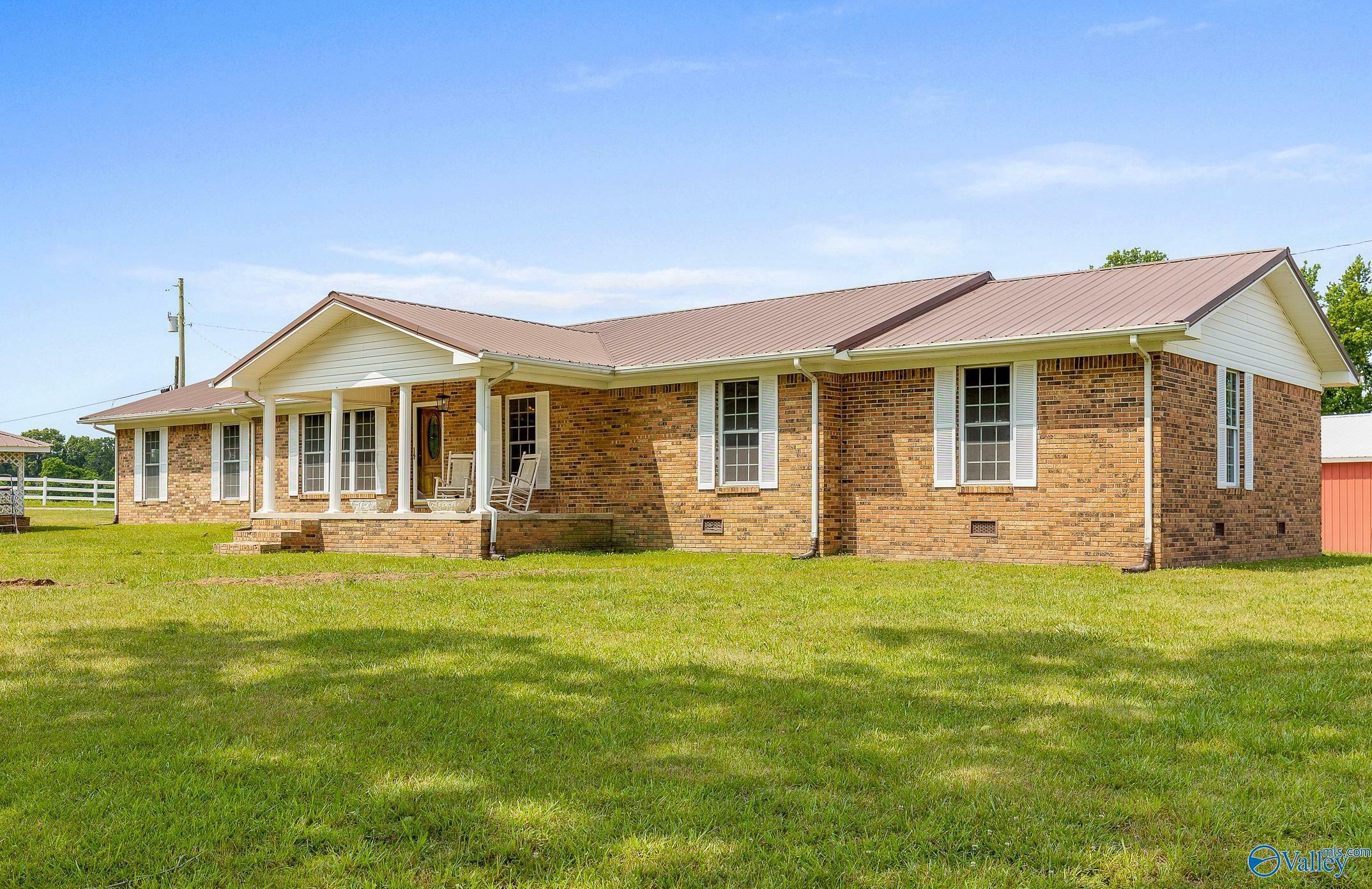 Property Photo: 2265 County Road 782 AL 35981