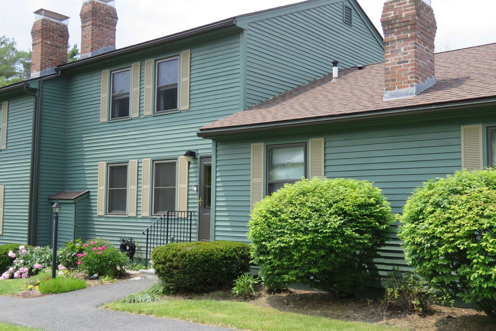 Property Photo: 49 Fieldstone Way 8C VT 05001