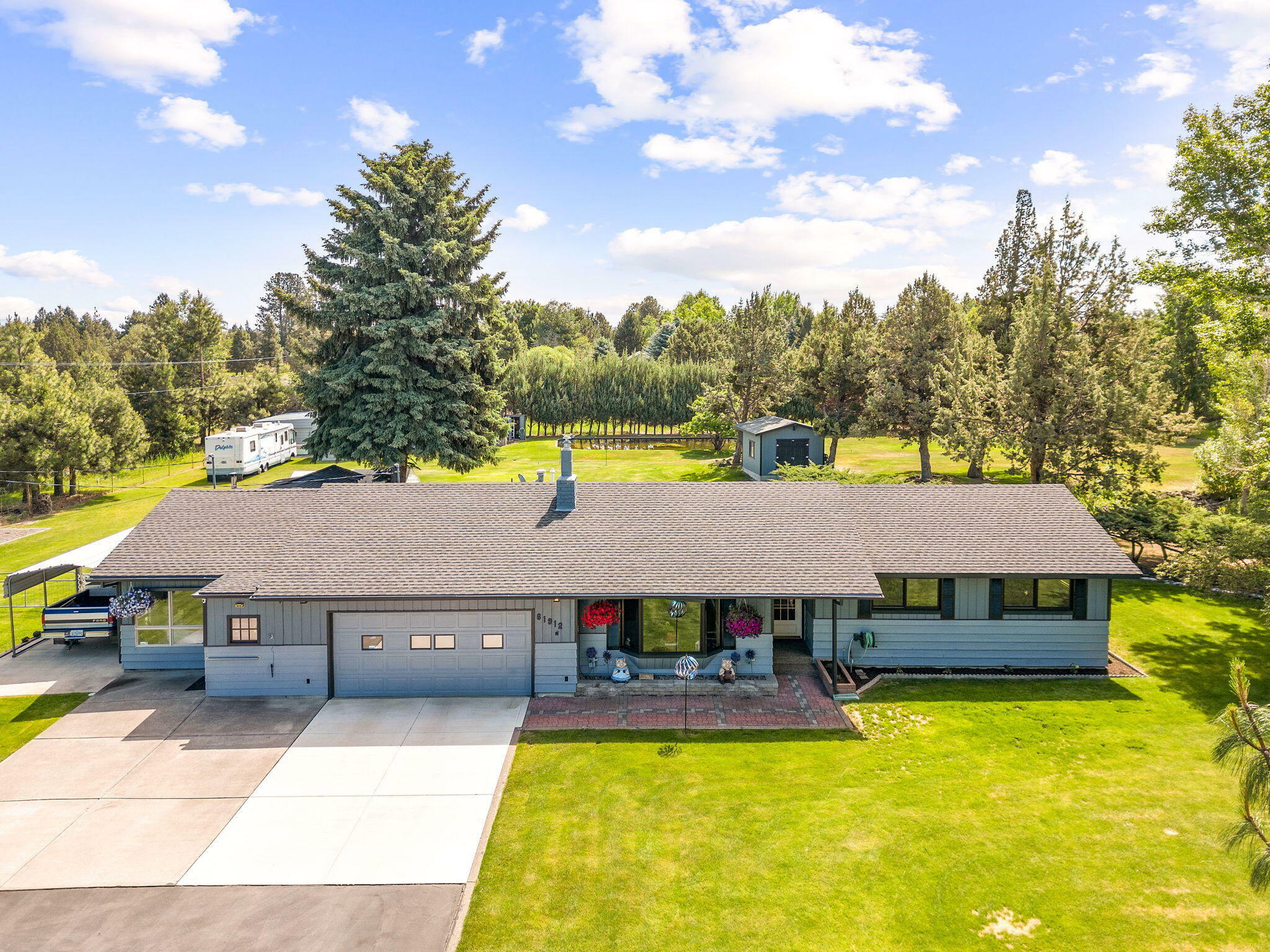 Property Photo:  61912 Skyline View Drive  OR 97702 