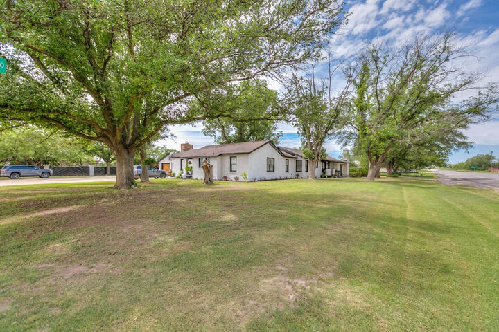 Property Photo: 601 Robert Lee TX 76951