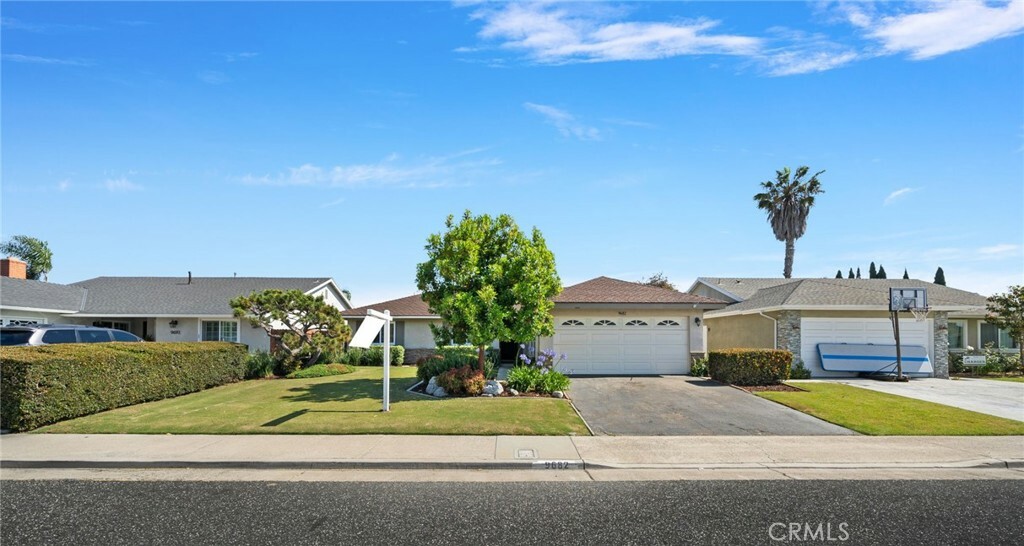 9682 Delafield Circle  Huntington Beach CA 92646 photo