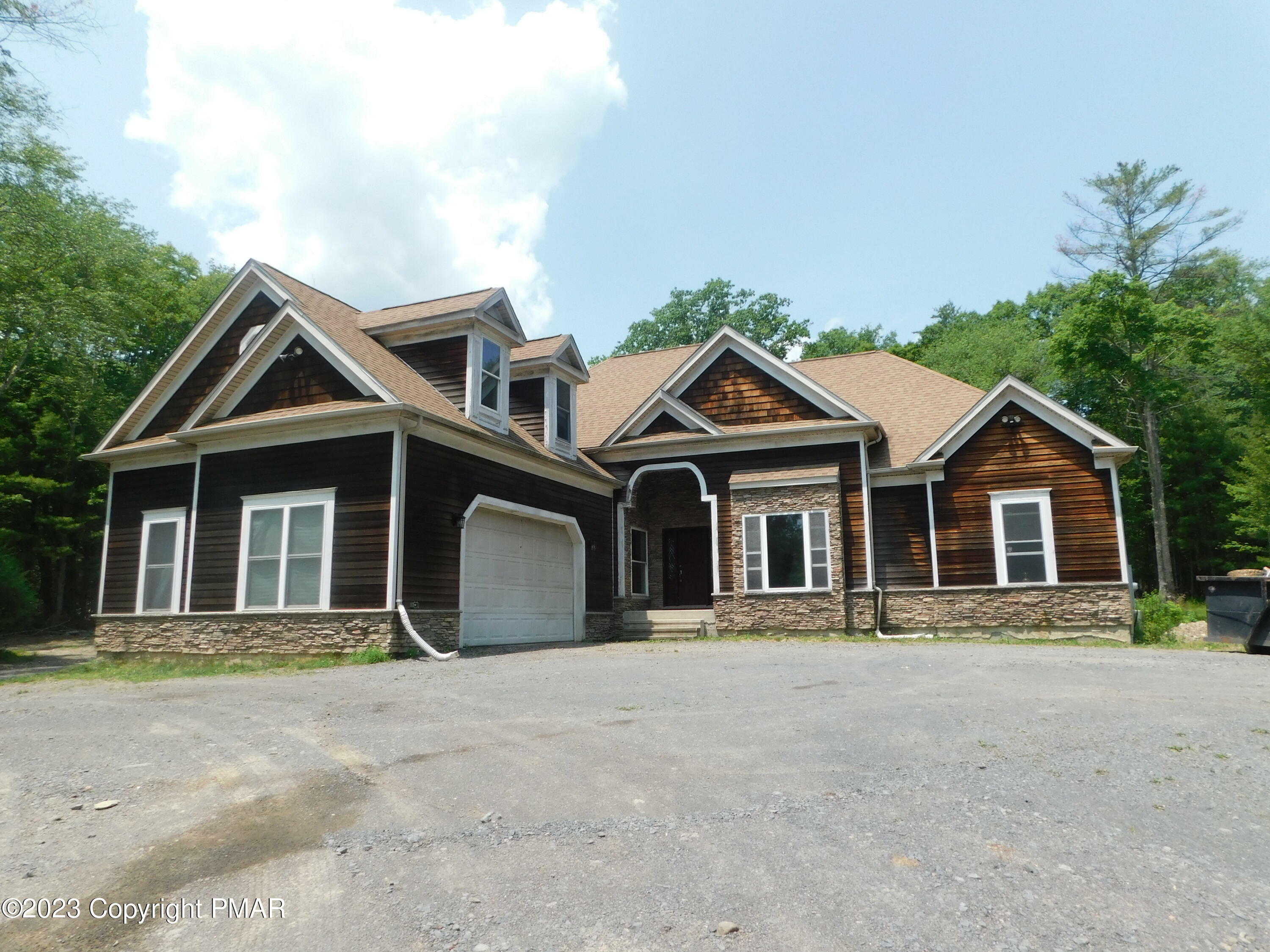 Property Photo:  400 Sawmill Road  PA 18360 