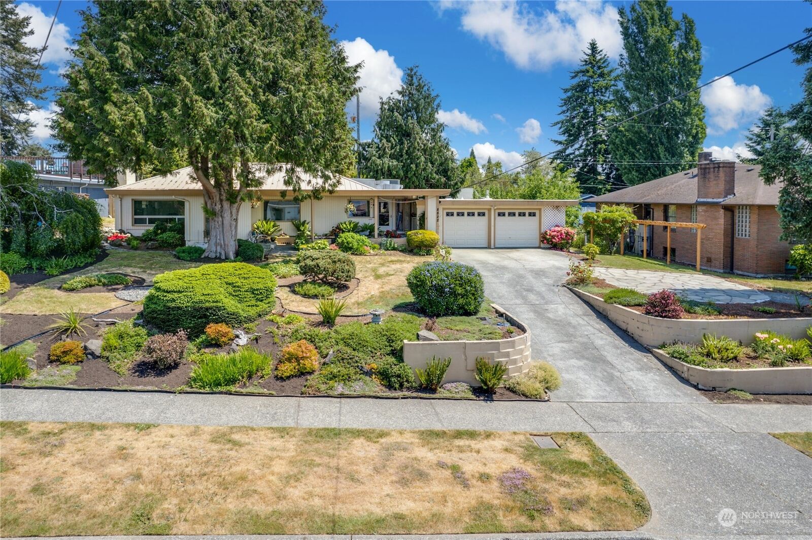 Home for sale in Seattle 8822 38th Avenue SW, Seattle, WA 98126