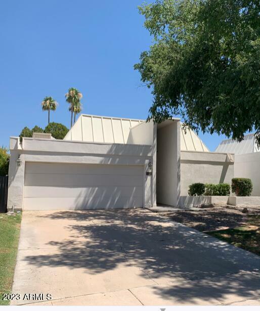 Property Photo:  2516 E Oregon Avenue  AZ 85016 