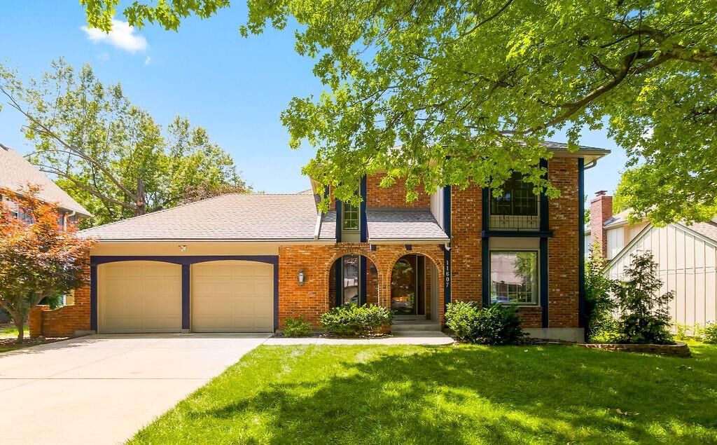 Property Photo: 11607 W 101st Street KS 66214