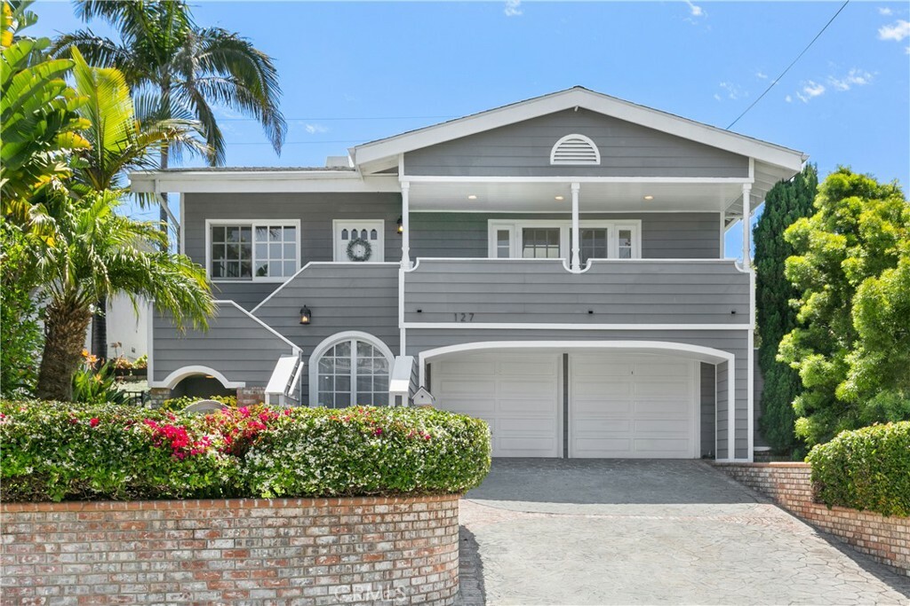127 W Avenida De Los Lobos Marinos  San Clemente CA 92672 photo