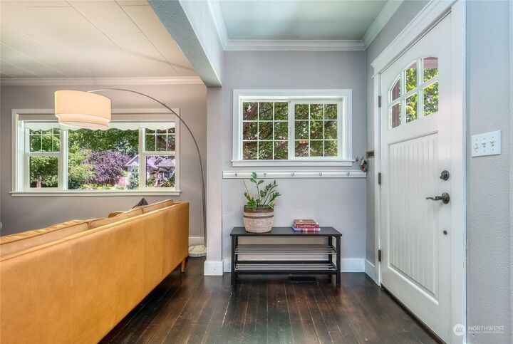 Property Photo: 816 Washington Street WA 99362