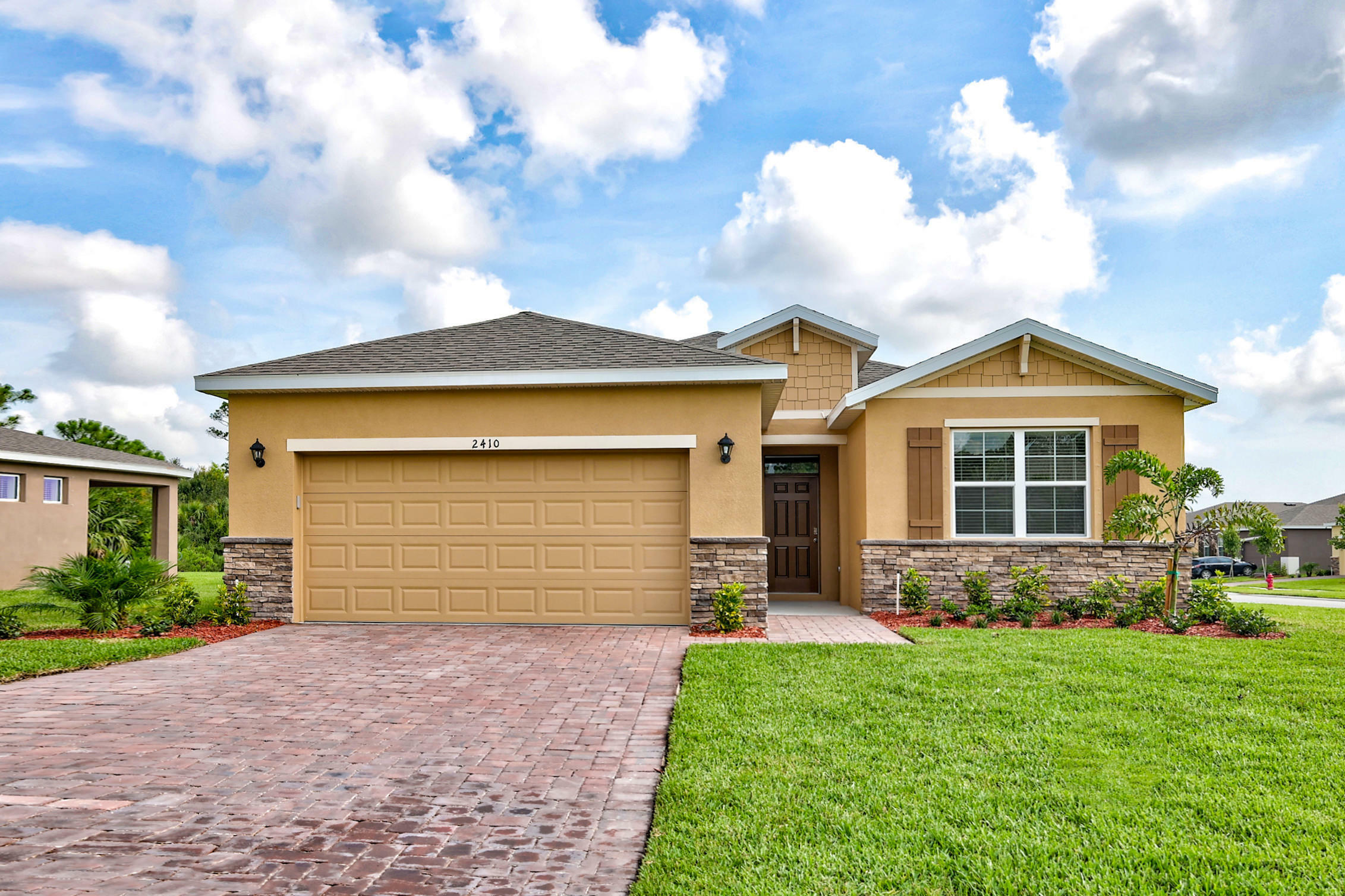 Property Photo:  2410 Condor Lane SW  FL 32962 