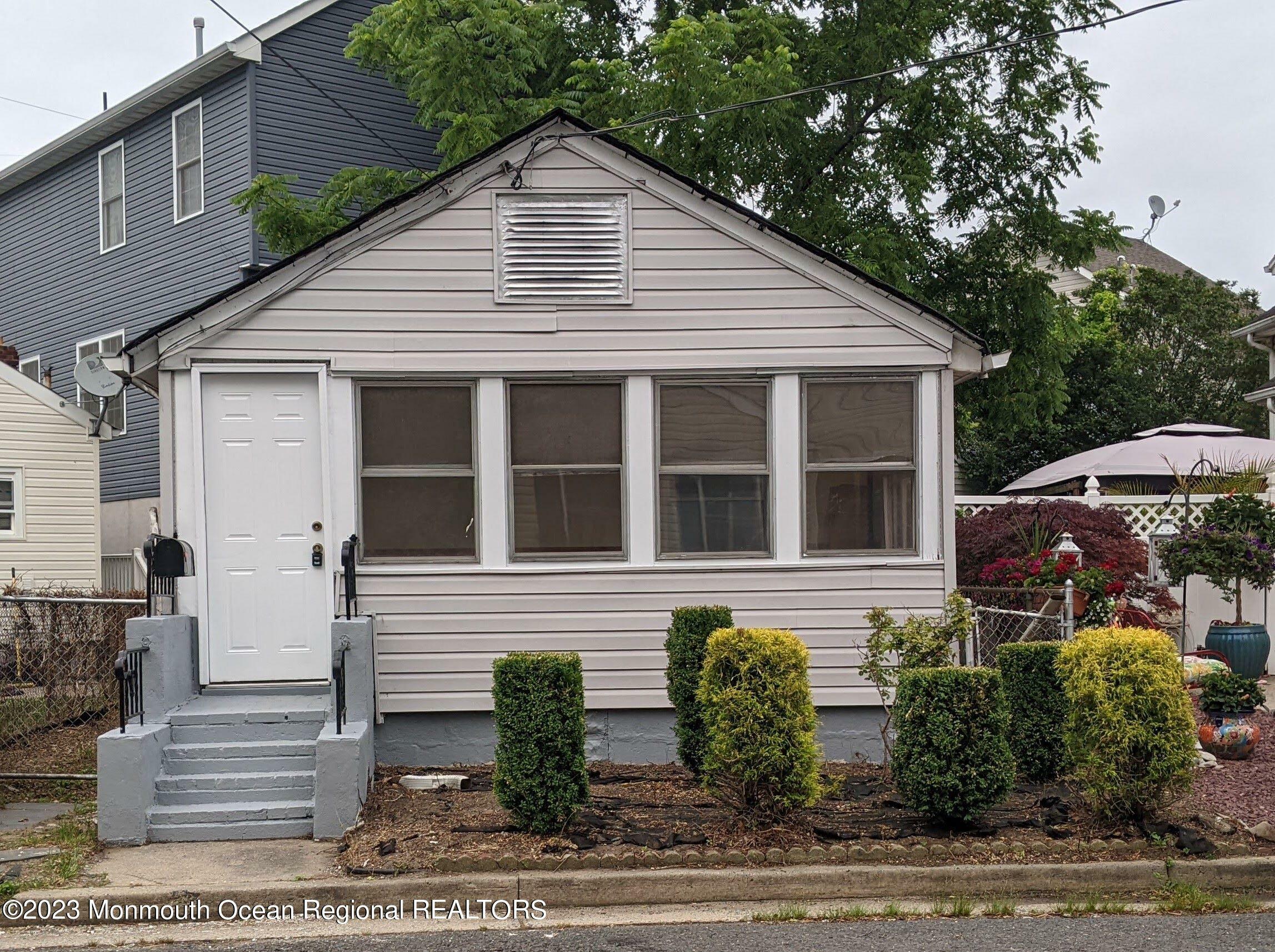 Property Photo:  20 Ohio Avenue  NJ 07748 