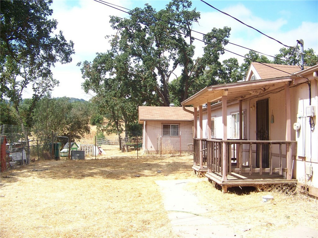 Property Photo:  7400 San Gabriel Road  CA 93422 