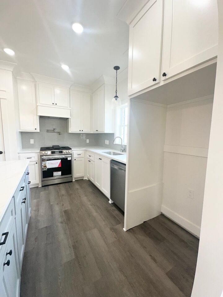 Property Photo: 219 Newsom Dr LA 70360