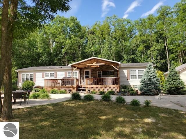 Property Photo:  3621 W 18 Road  MI 49668 