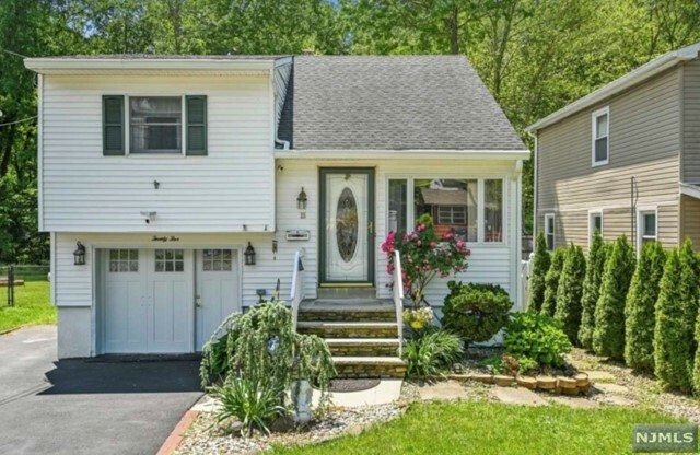 Property Photo:  25 Glenwood Avenue  NJ 07034 