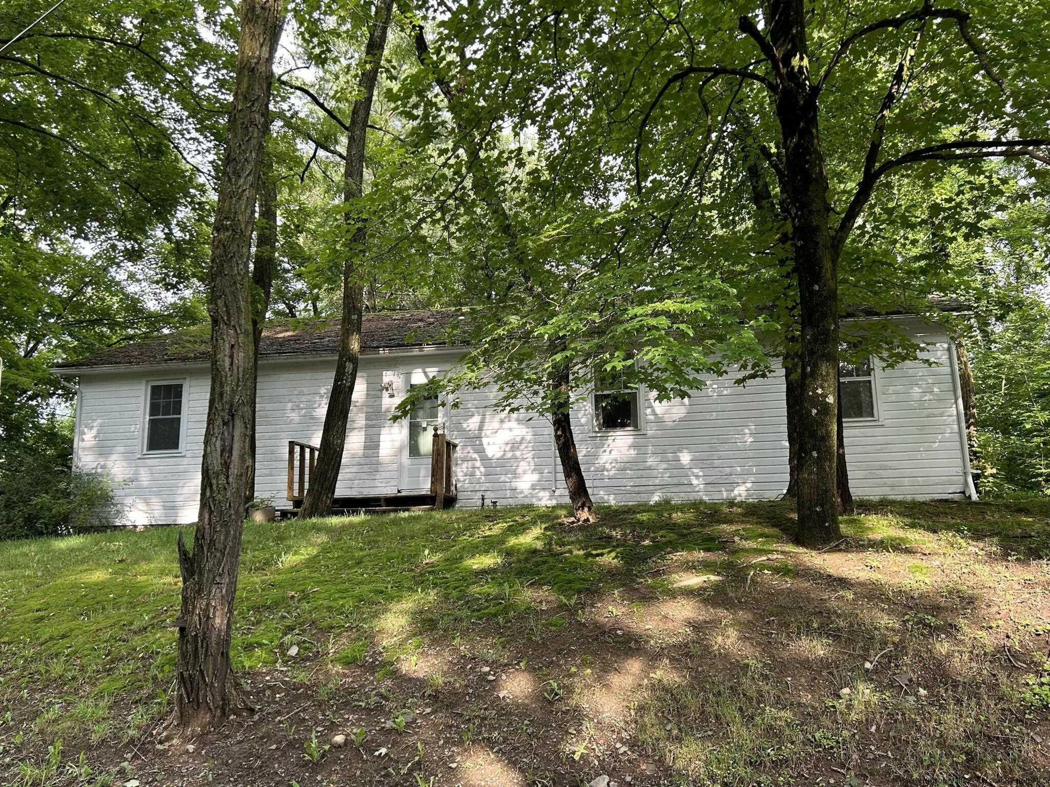 Property Photo:  3 Southside  NY 12561 