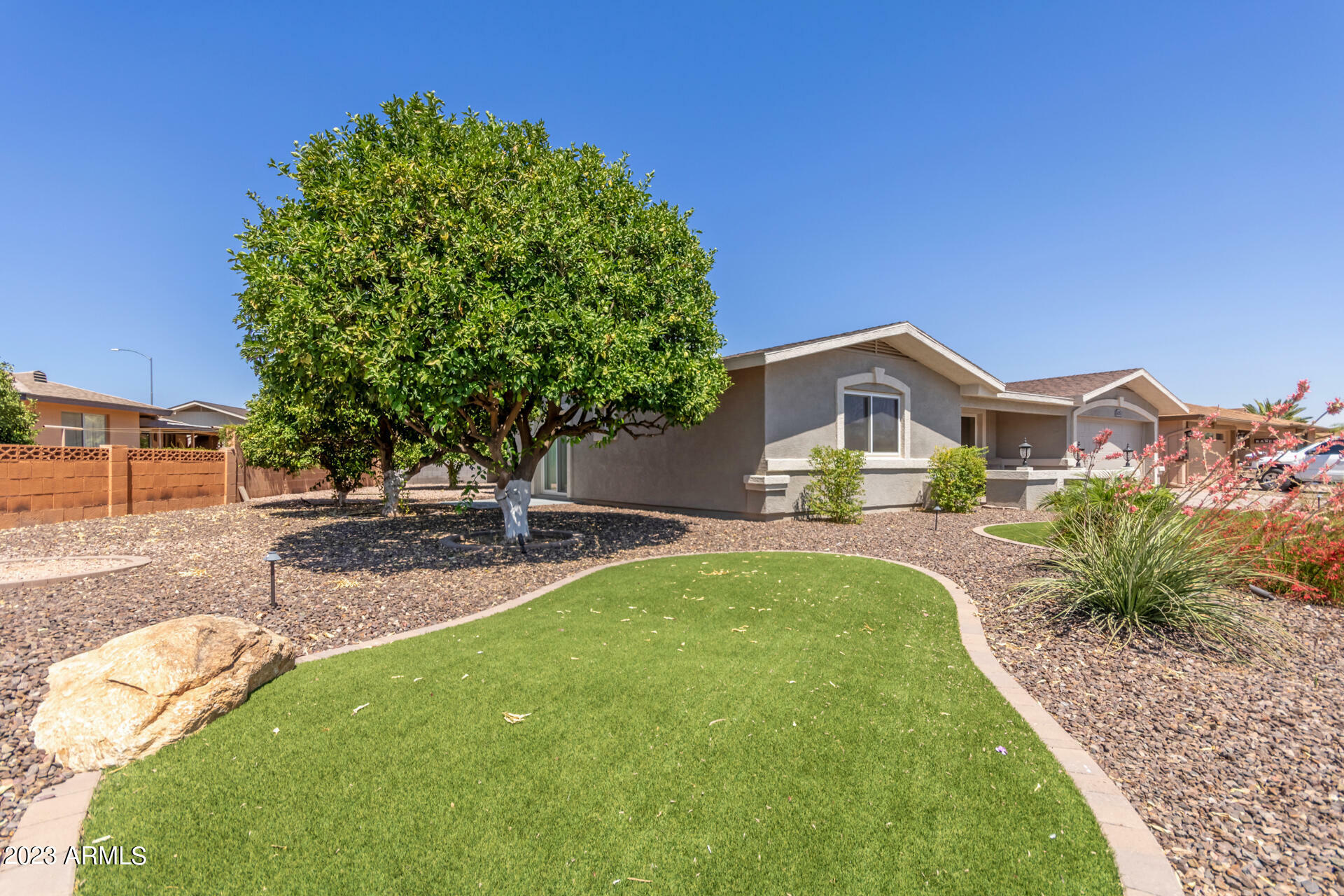 Property Photo:  525 S Nassau --  AZ 85206 