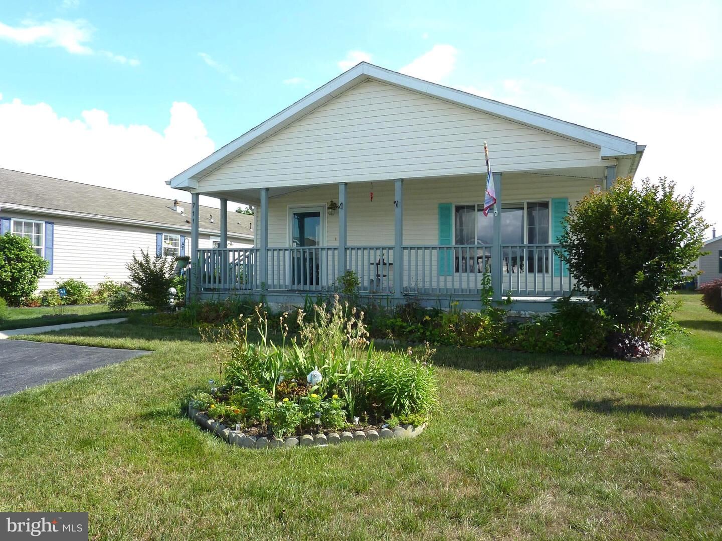 Property Photo:  711 Saks Street 87  DE 19977 