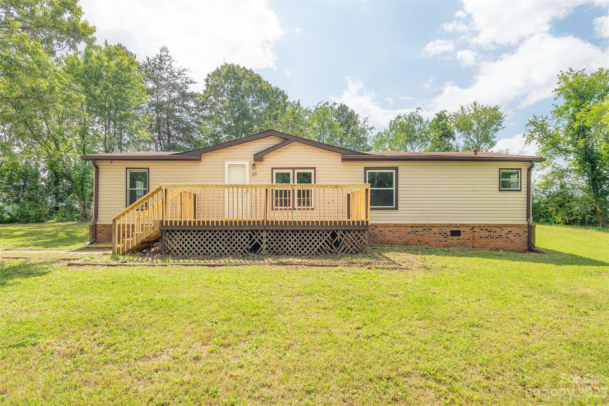 Property Photo:  37 Bluebird Lane  NC 28701 