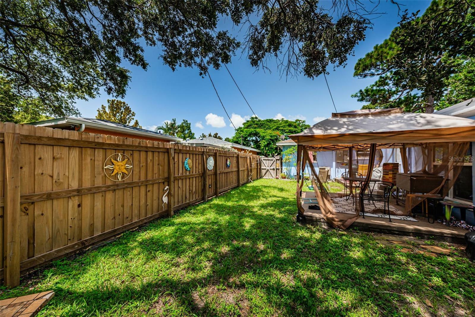 Property Photo: 1814 53rd Street S FL 33707