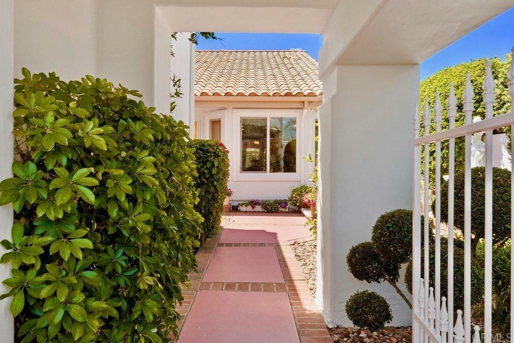 Property Photo:  4914 Galicia Way  CA 92056 