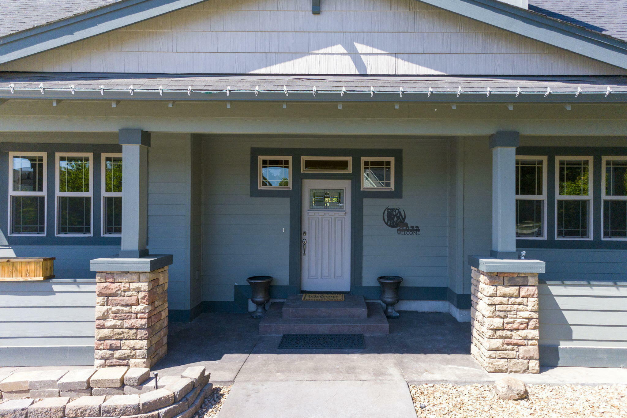 Property Photo:  3649 SW 36th Place  OR 97756 