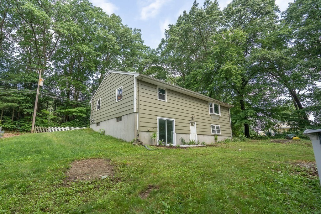 Property Photo:  70 Osgood Rd  MA 01507 