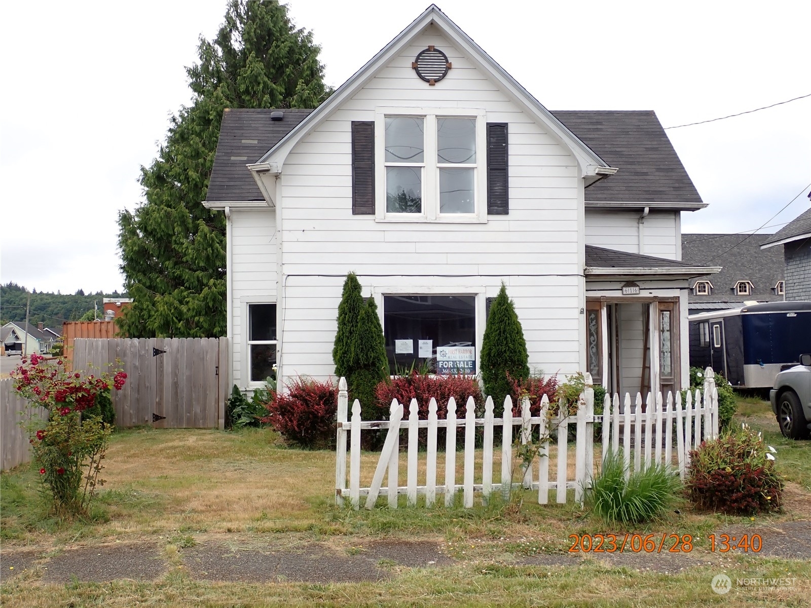 Property Photo:  616 3rd Street  WA 98550 