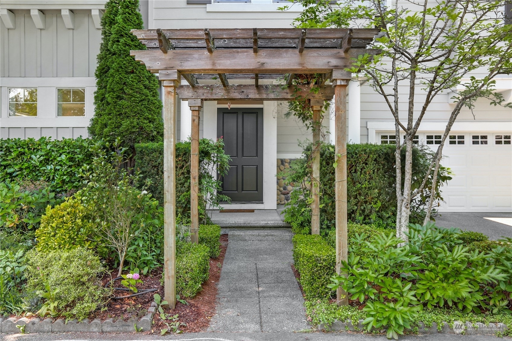 Property Photo: 17309 NE 25th Court WA 98052