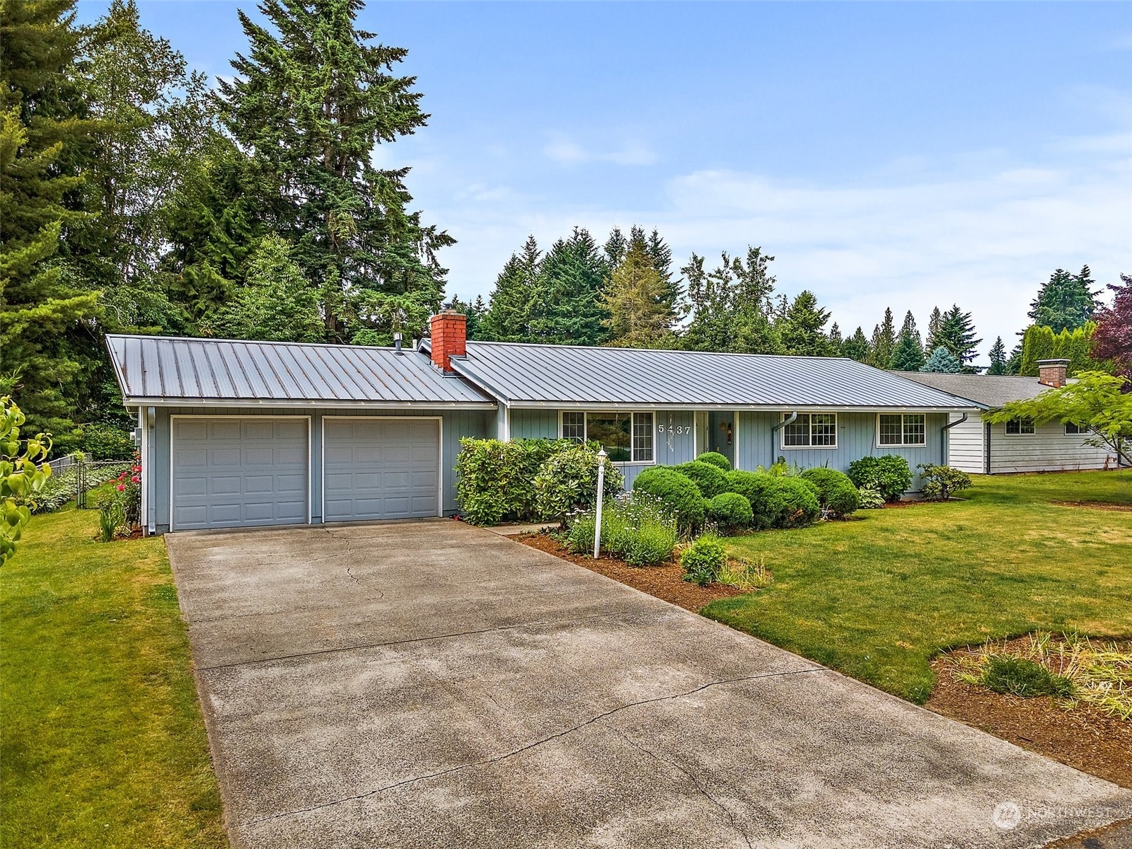 Property Photo:  5437 Normandy Drive SE  WA 98501 