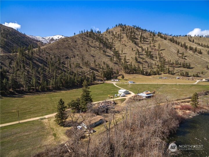 Property Photo:  234 Dinkelman Lane  WA 98822 