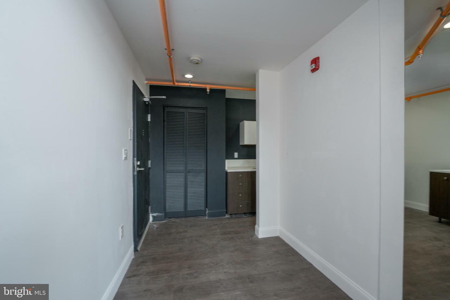 Property Photo:  501A W Lexington Street 204  MD 21201 