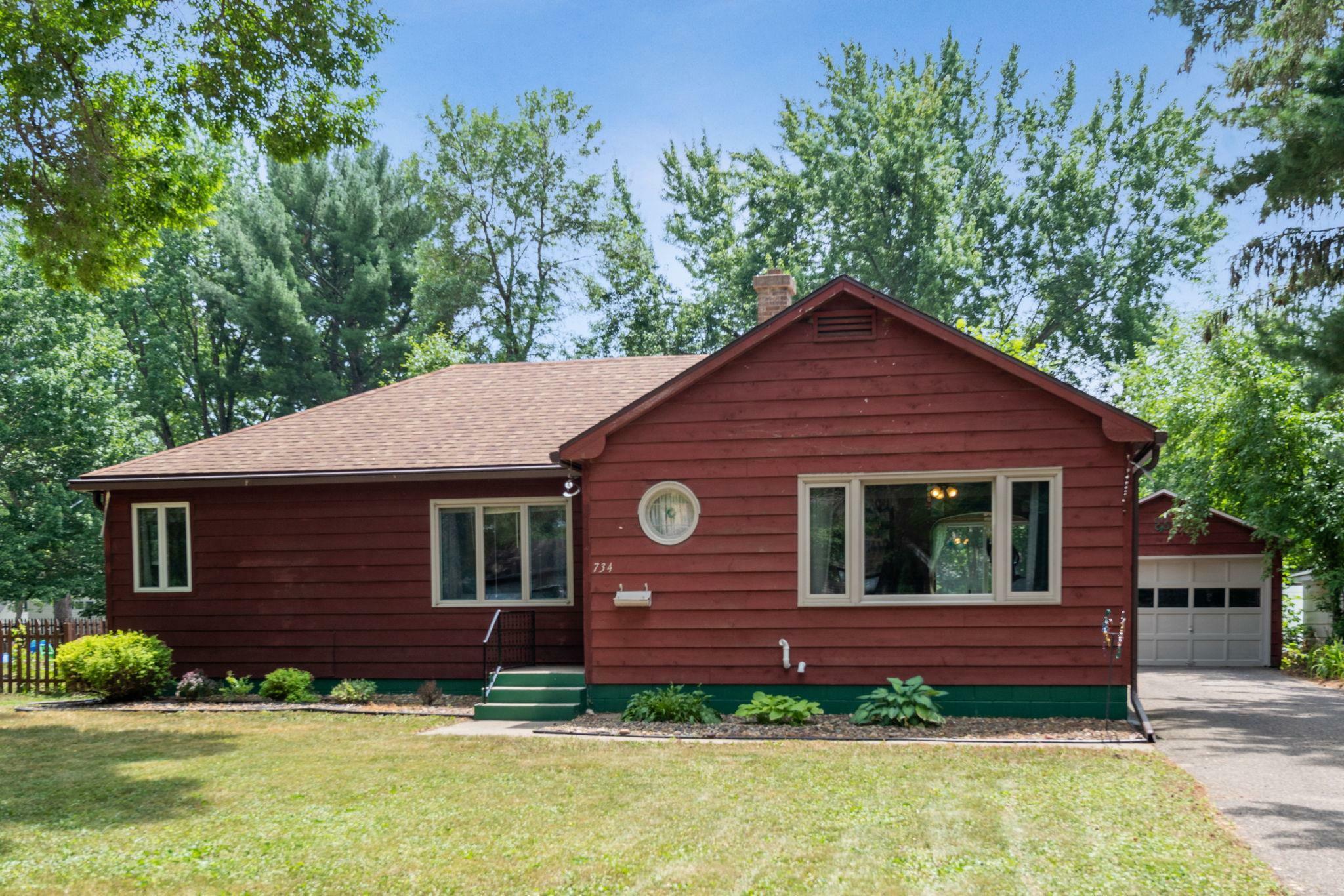 Property Photo:  734 E 3rd Street  WI 54017 