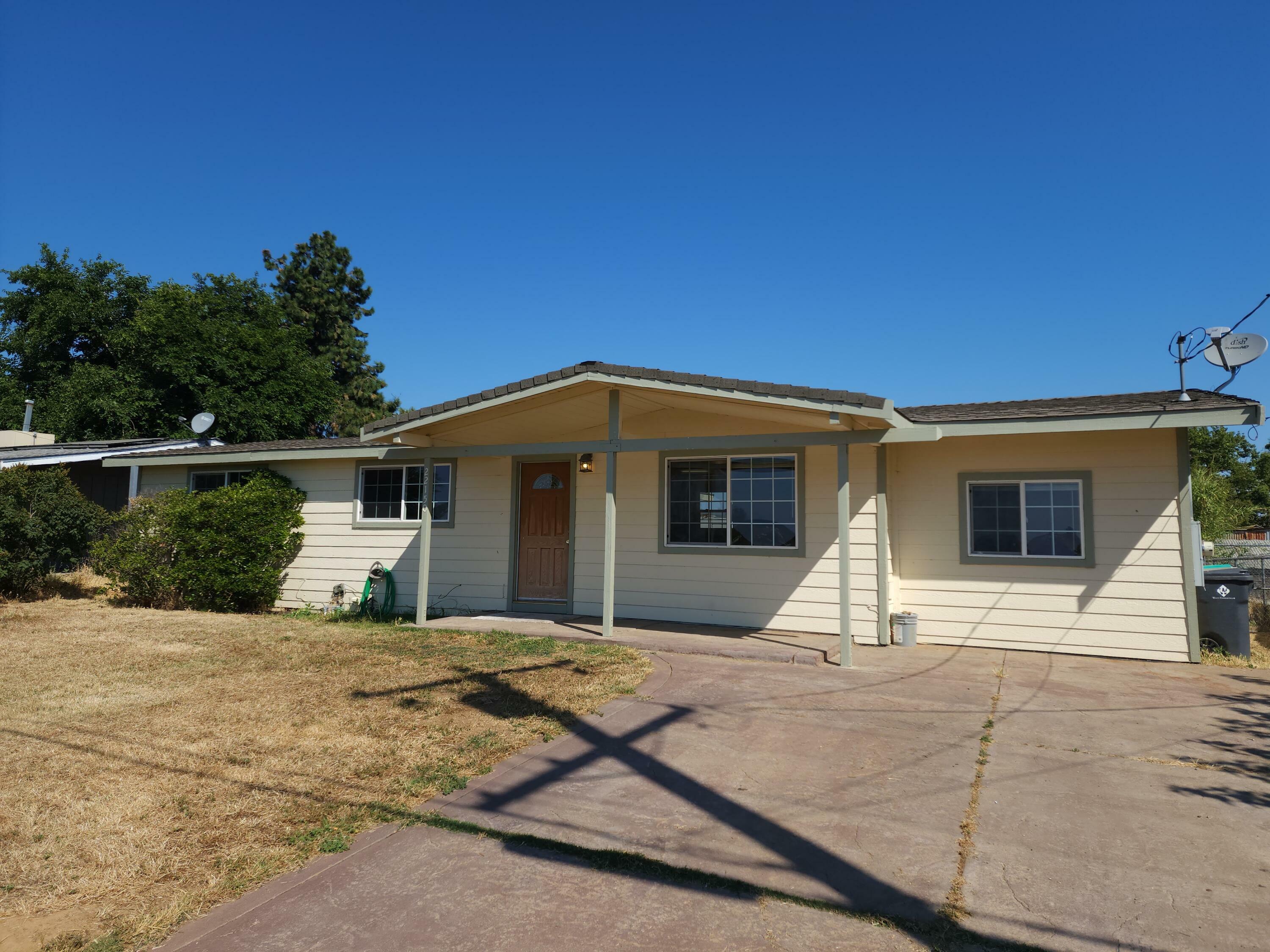 Property Photo:  22150 Solar Drive  CA 96080 