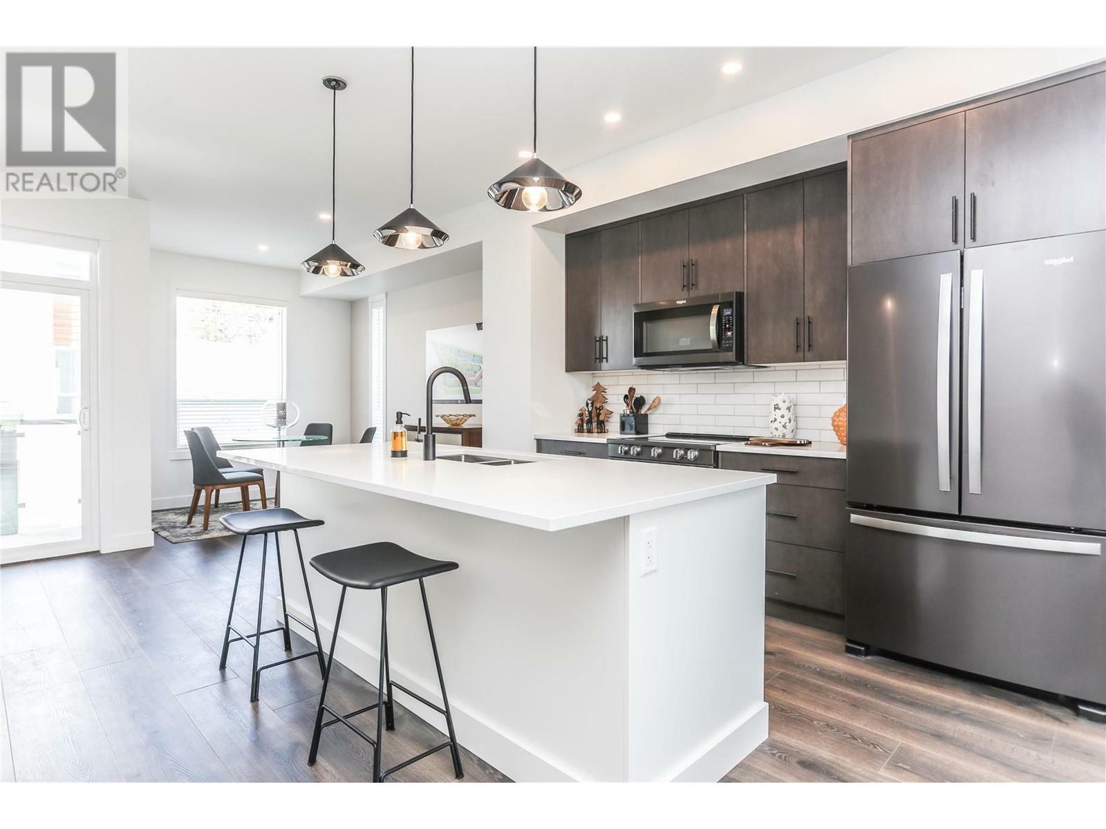 Property Photo: 610 Academy Way 26 BC V1V0E8