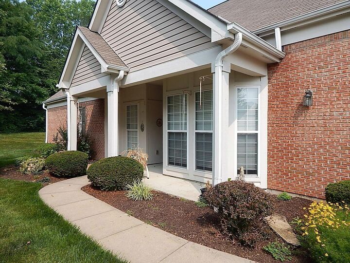 4135 Woodsly Dr  Batavia OH 45103 photo