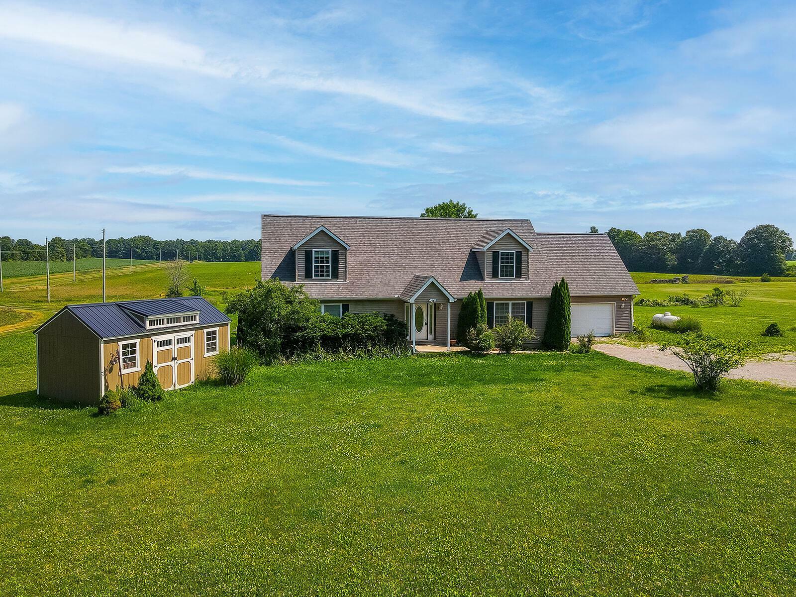 Property Photo: 21960 Evans Road OH 43358