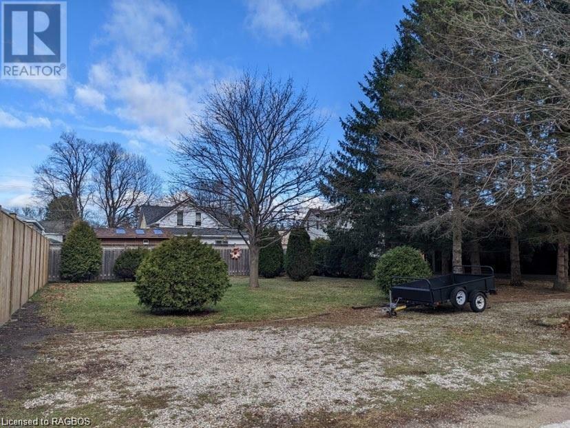 409 Wall Street  Kincardine ON N2Z2H1 photo