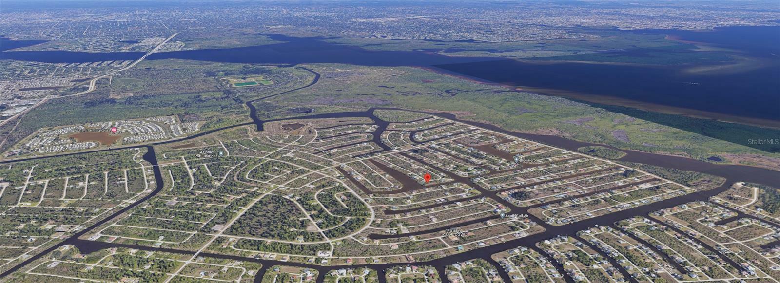 Property Photo: 8204 Tecumseh Circle FL 33981