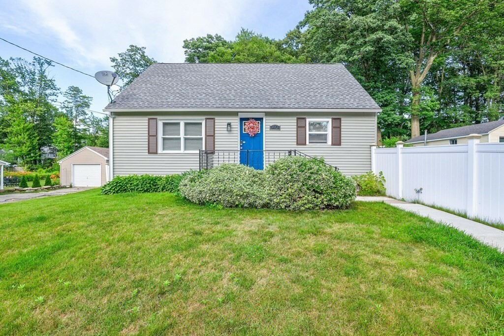 Property Photo:  40 Waterman Rd  MA 01501 