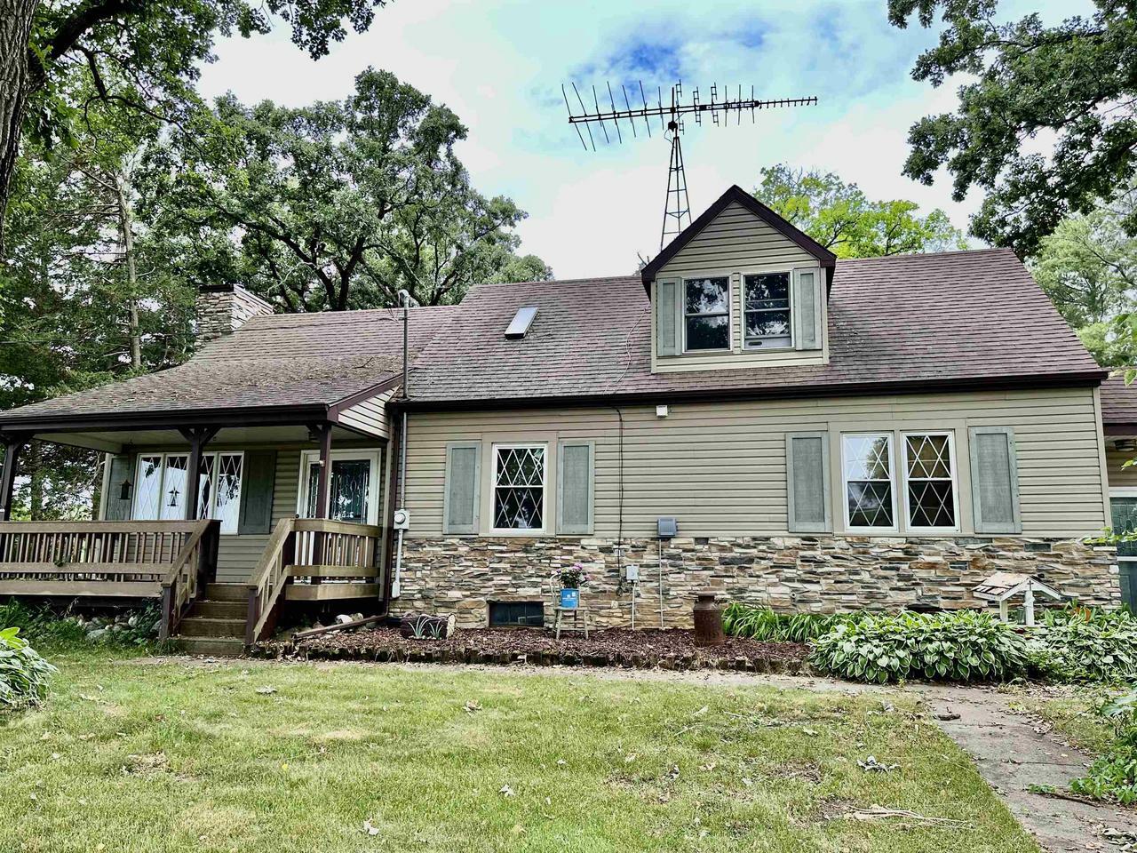 Property Photo:  10018 South Knutson Road  WI 53511 