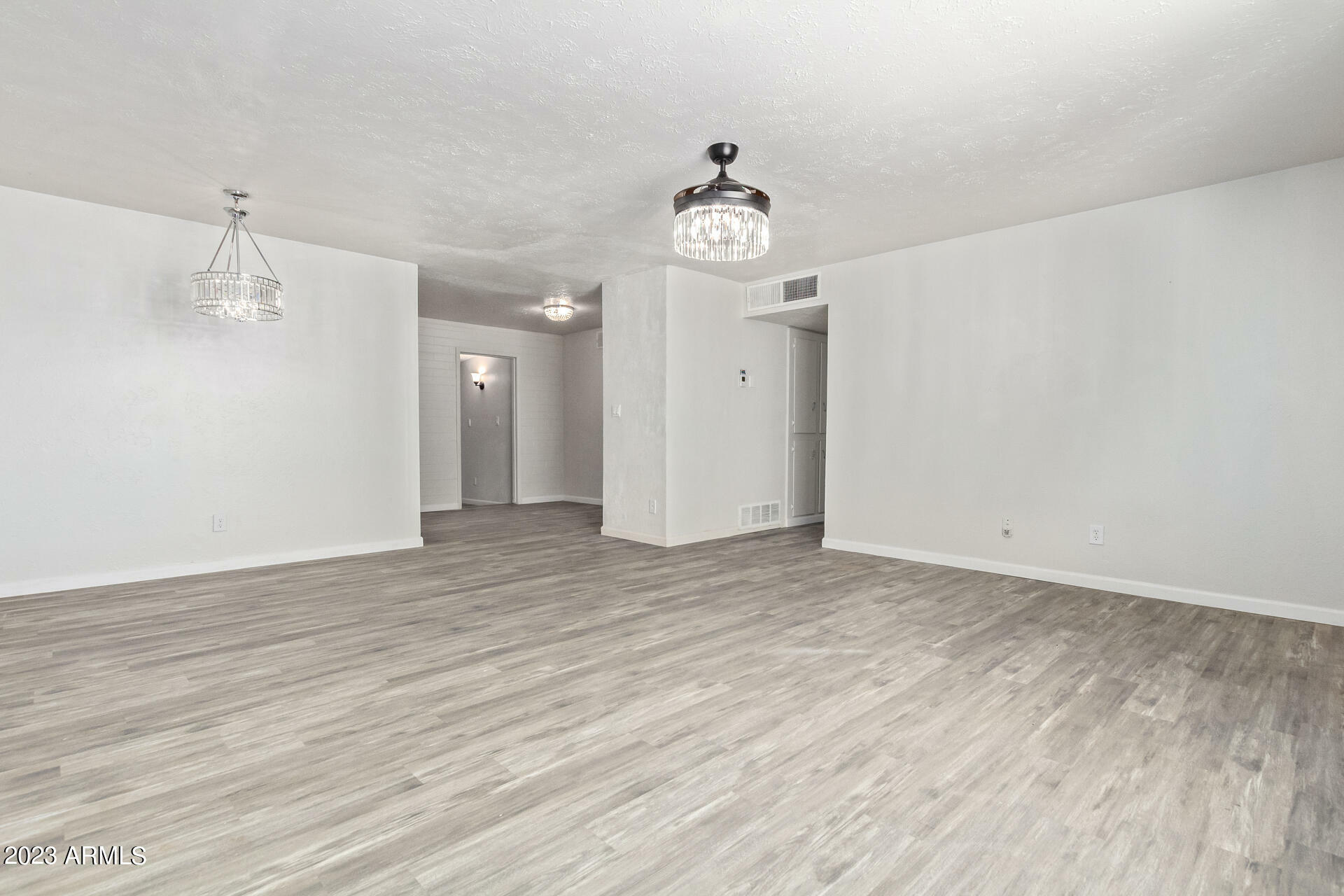 Property Photo:  5032 W Minnezona Avenue  AZ 85031 