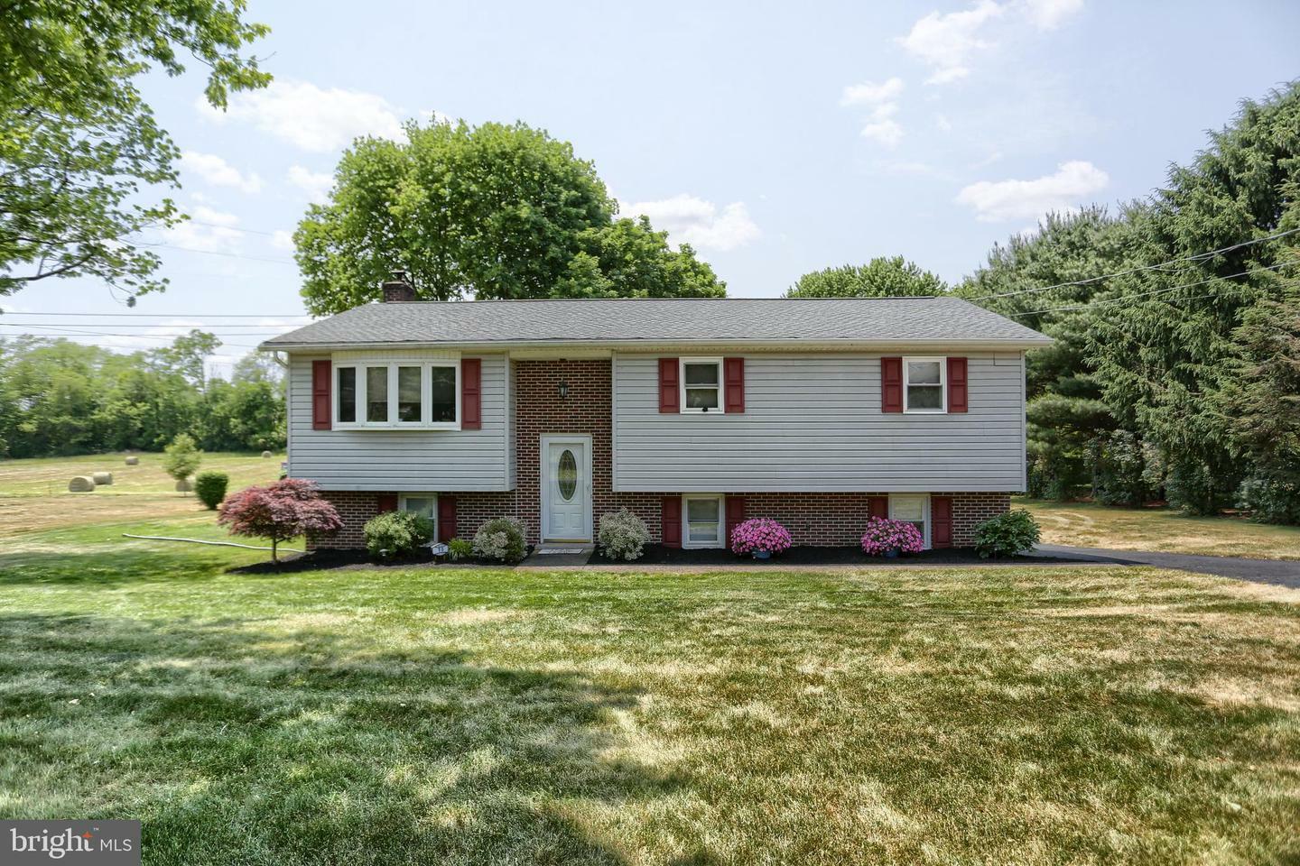 Property Photo: 16 Mary Avenue PA 17055