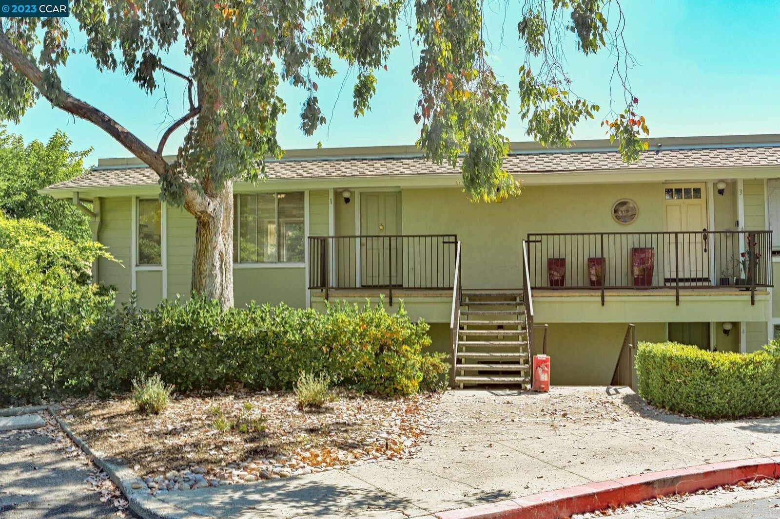 Property Photo:  3317 Tice Creek Dr 1  CA 94595 