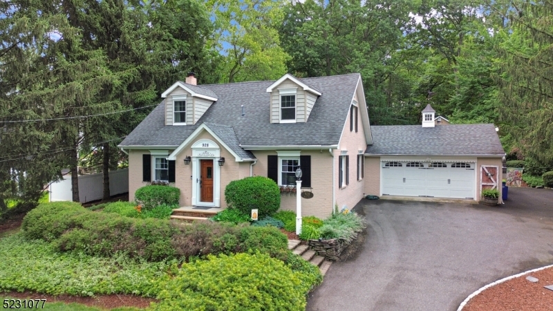 928 Valley Rd  Watchung Boro NJ 07069 photo