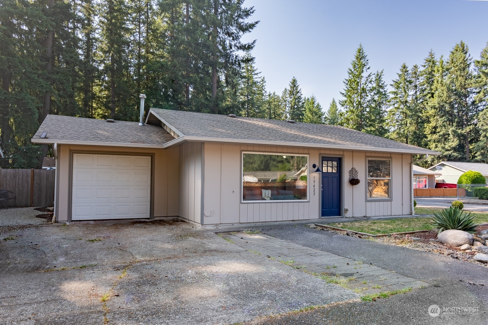 Property Photo:  19423 SE 266th Street  WA 98042 