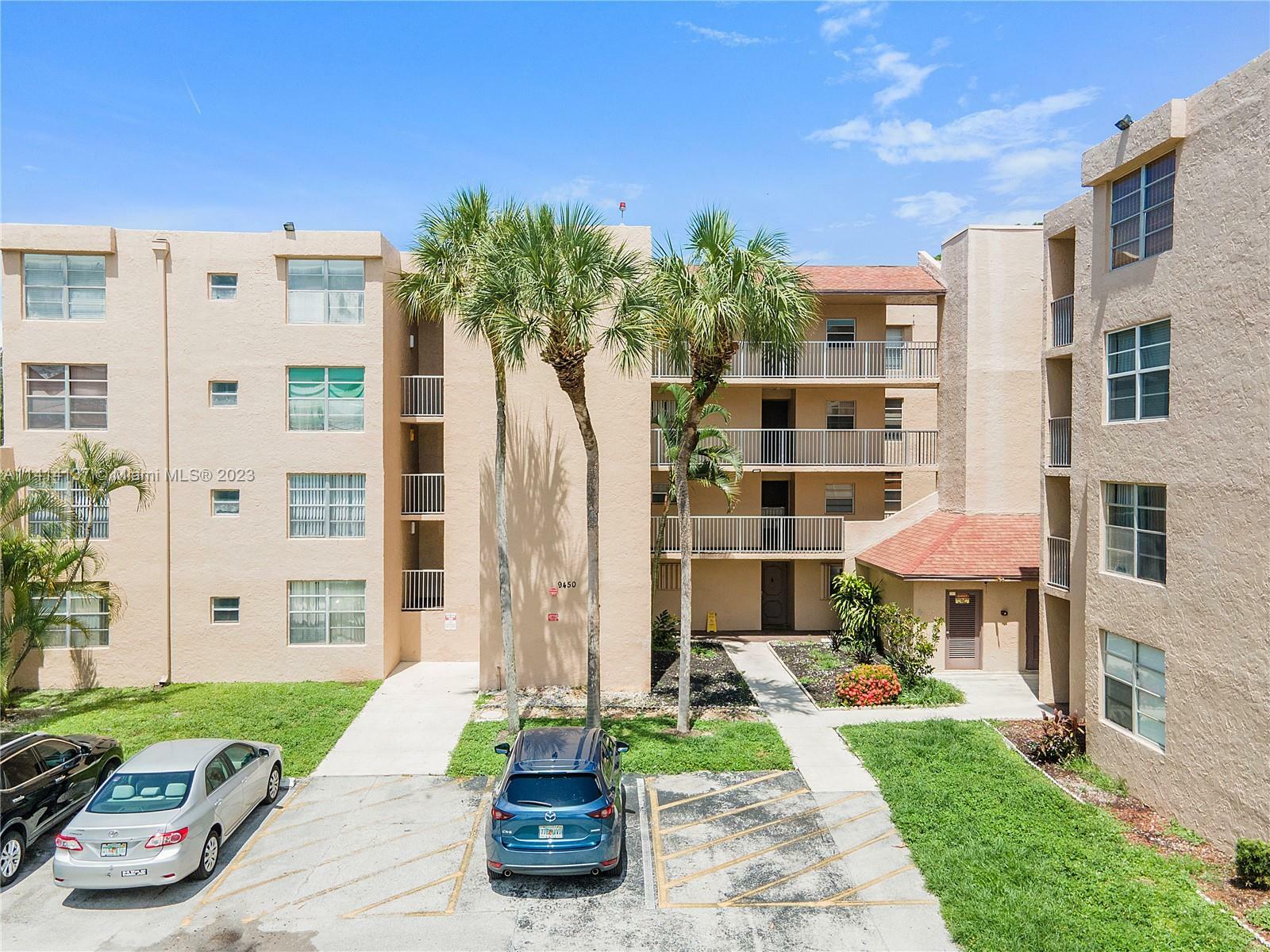 Property Photo:  9450 Live Oak Pl 102  FL 33324 